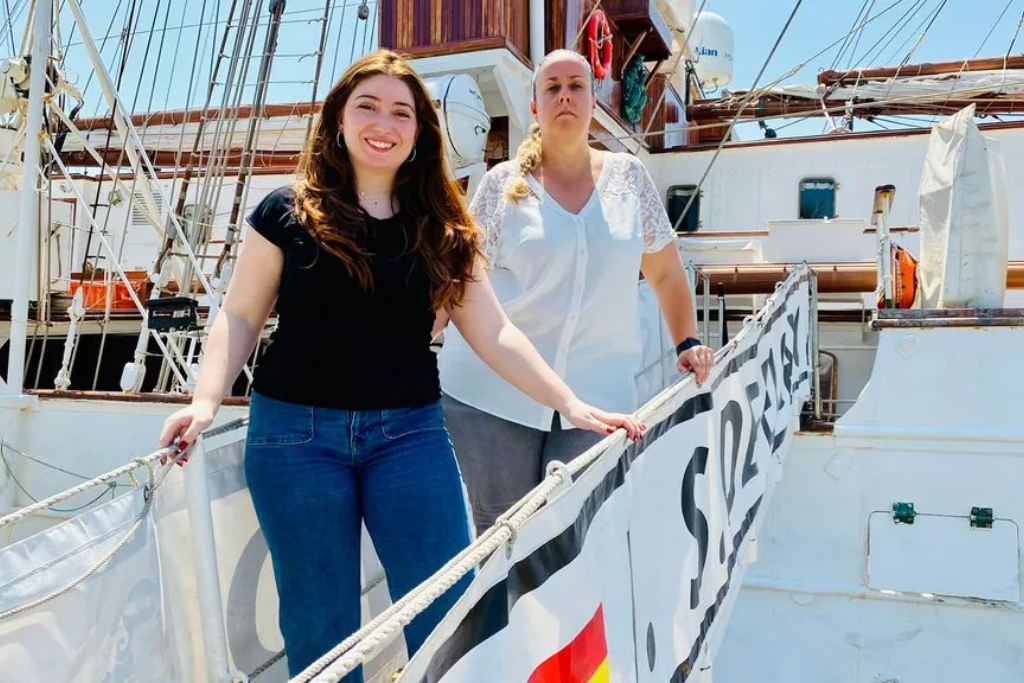 La princesa Leonor debuta en la radio desde el buque escuela Juan Sebastián de Elcano